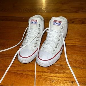White converse mid
